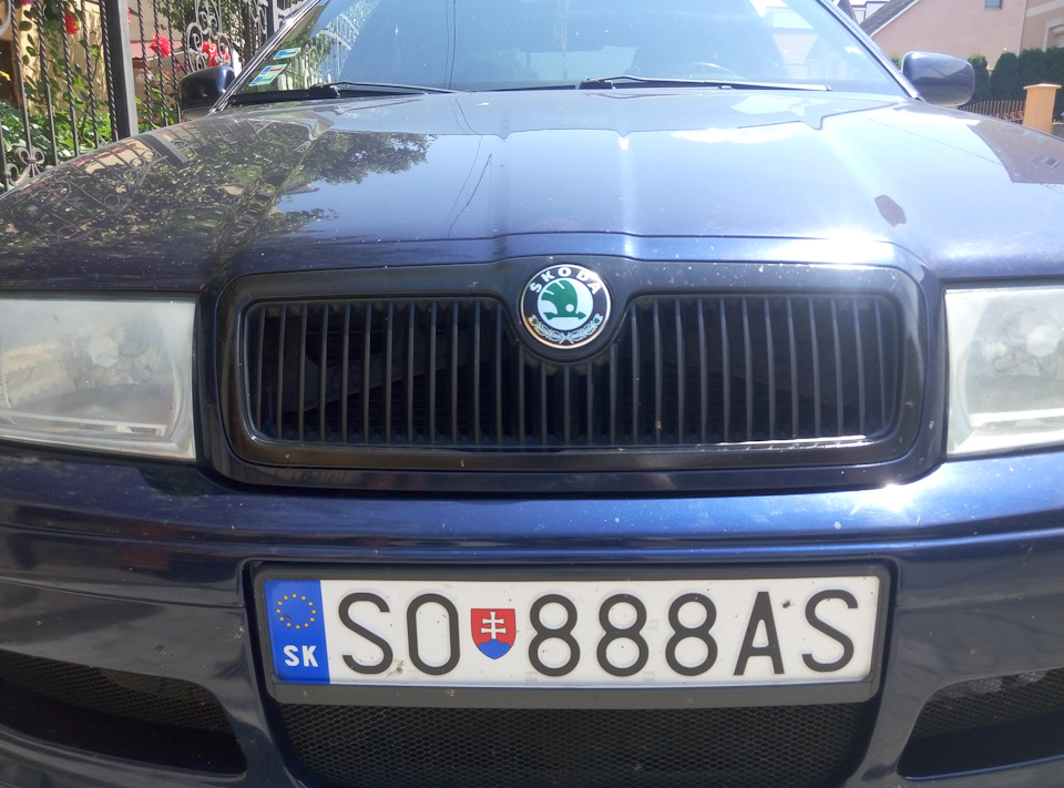 значок на місці) та пару фоток) 5