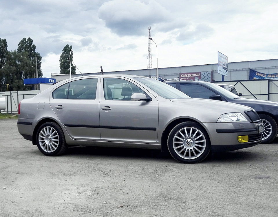Тапки від vw phaeton r17 7.5j et40 4