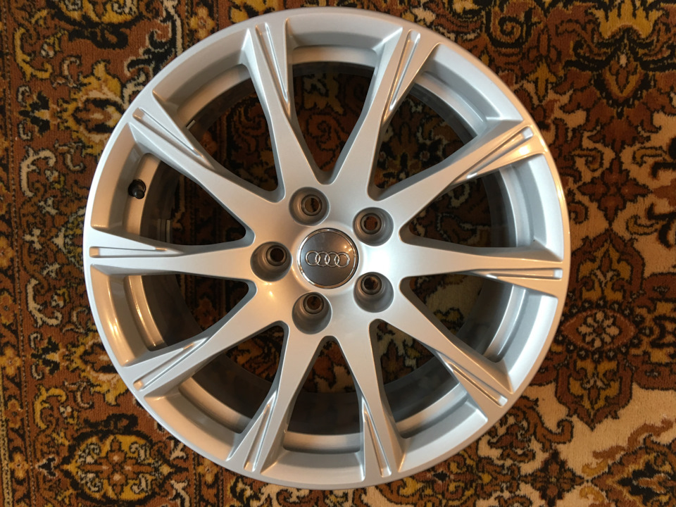 17-е Диски Audi 👍 1