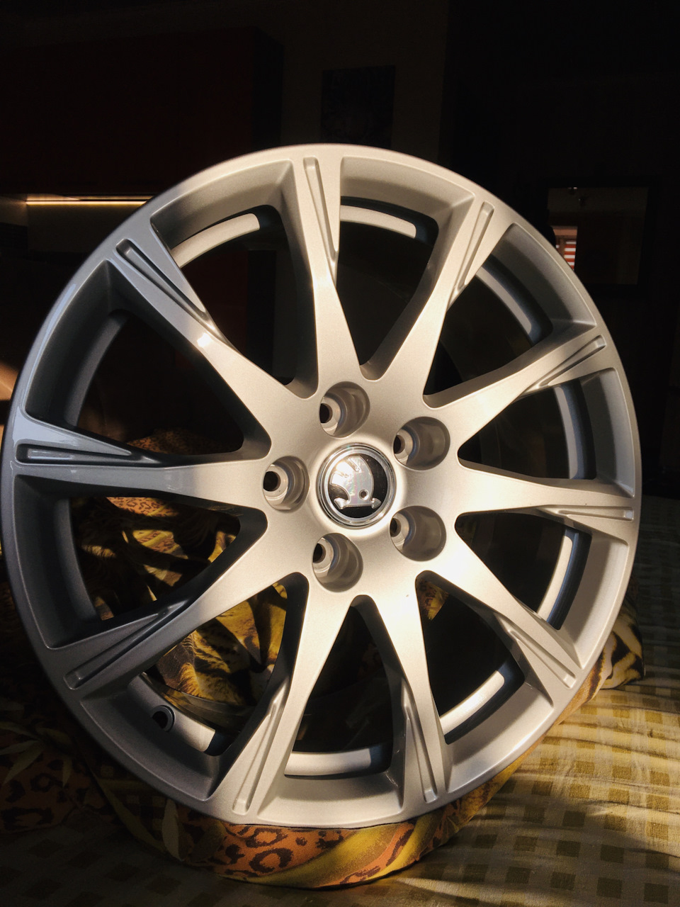 Ковпачки Skoda для дисків Audi 5