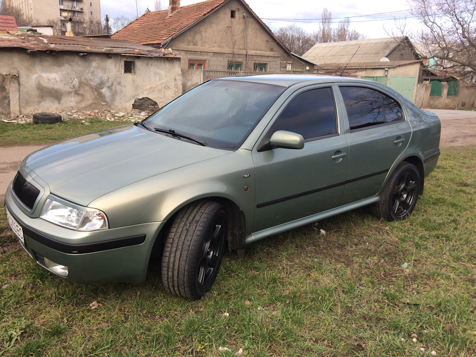 Диски графит, резина Infinity Ecomax 4
