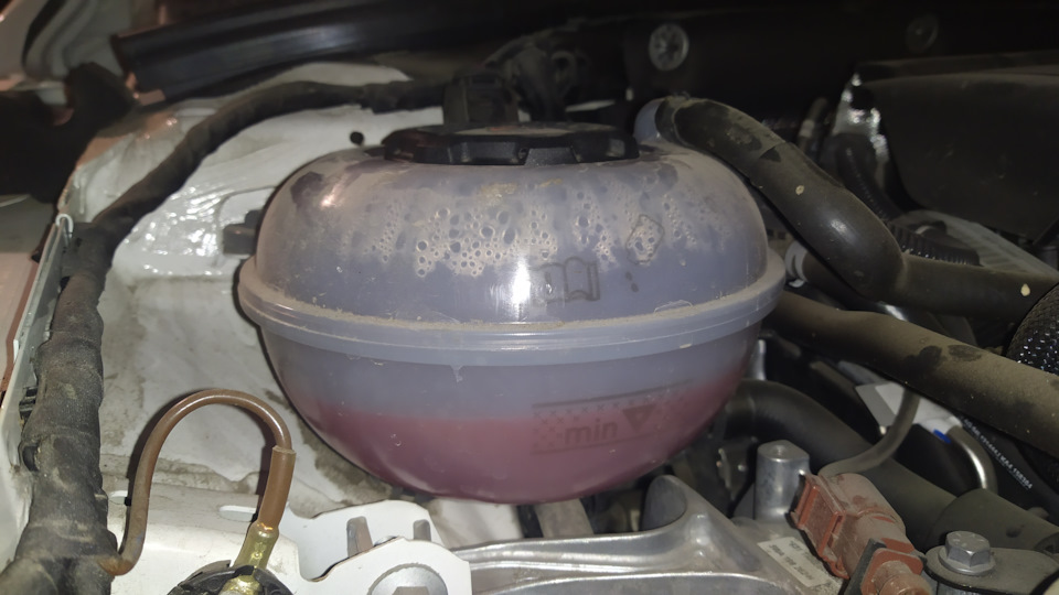 Іде Антифриз 2.0TDI:( 2