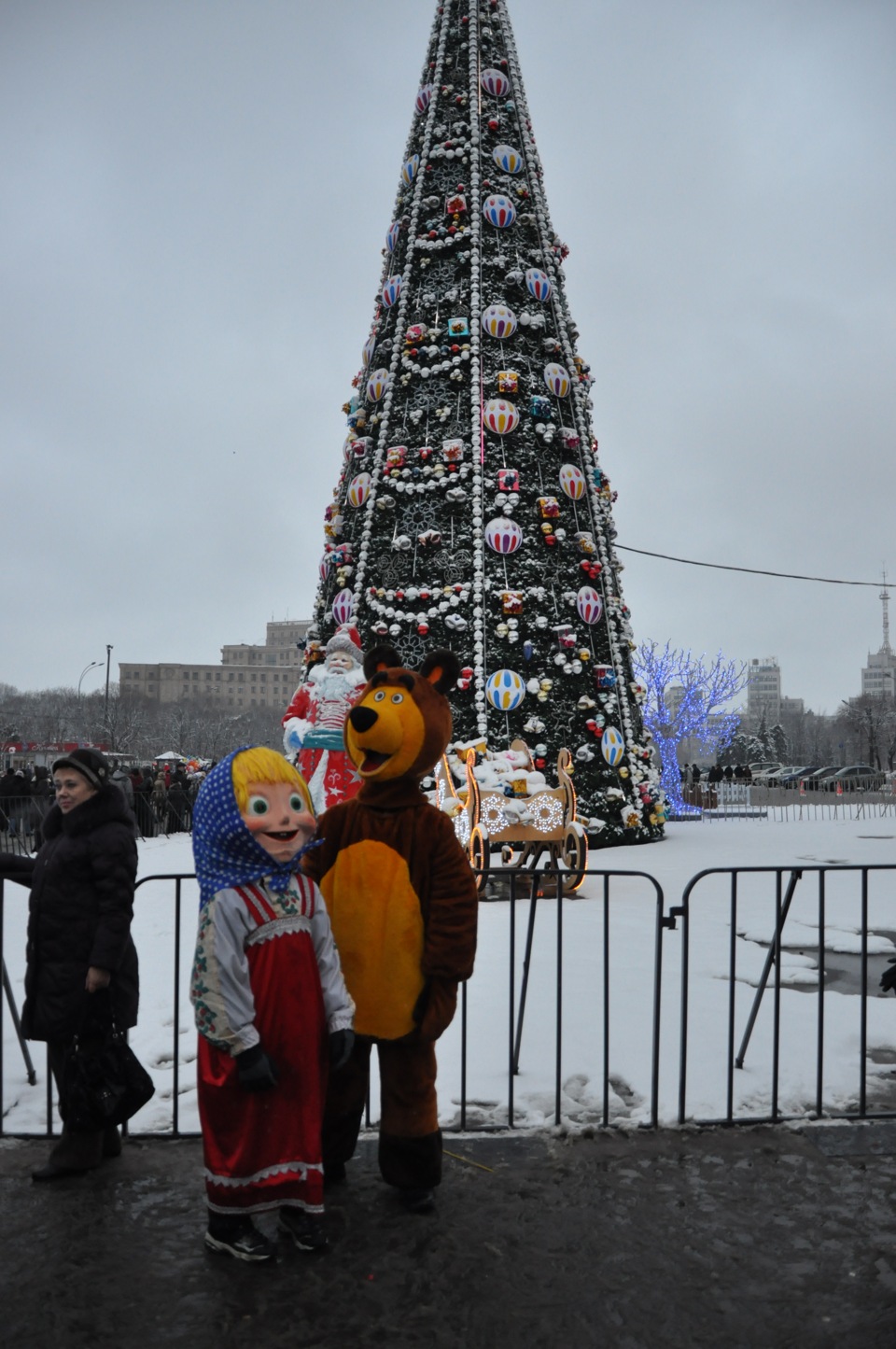 06.01.13 Прогулянка Харківським Дісней Лендом частина 1 5