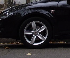 диски на літо R17 Seat Leon + Bridgestone 1