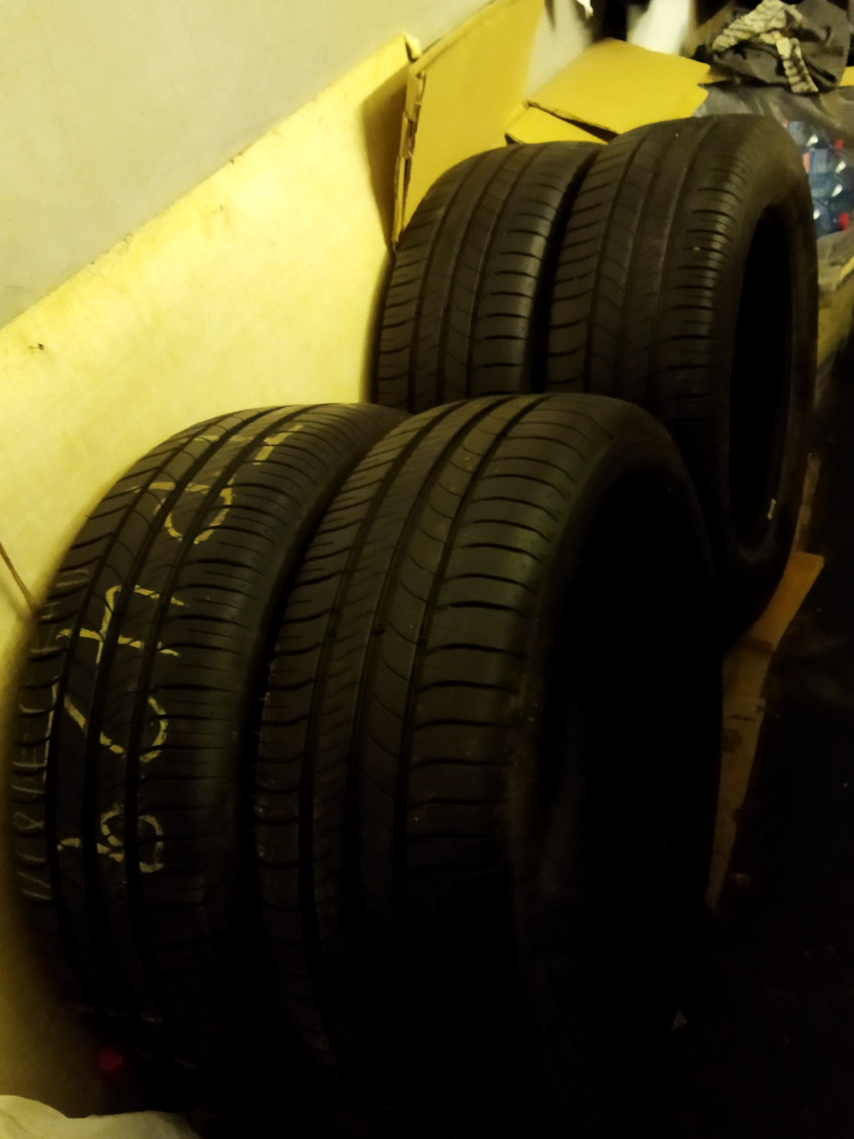 Поставив Michelin 205/60 r16 2