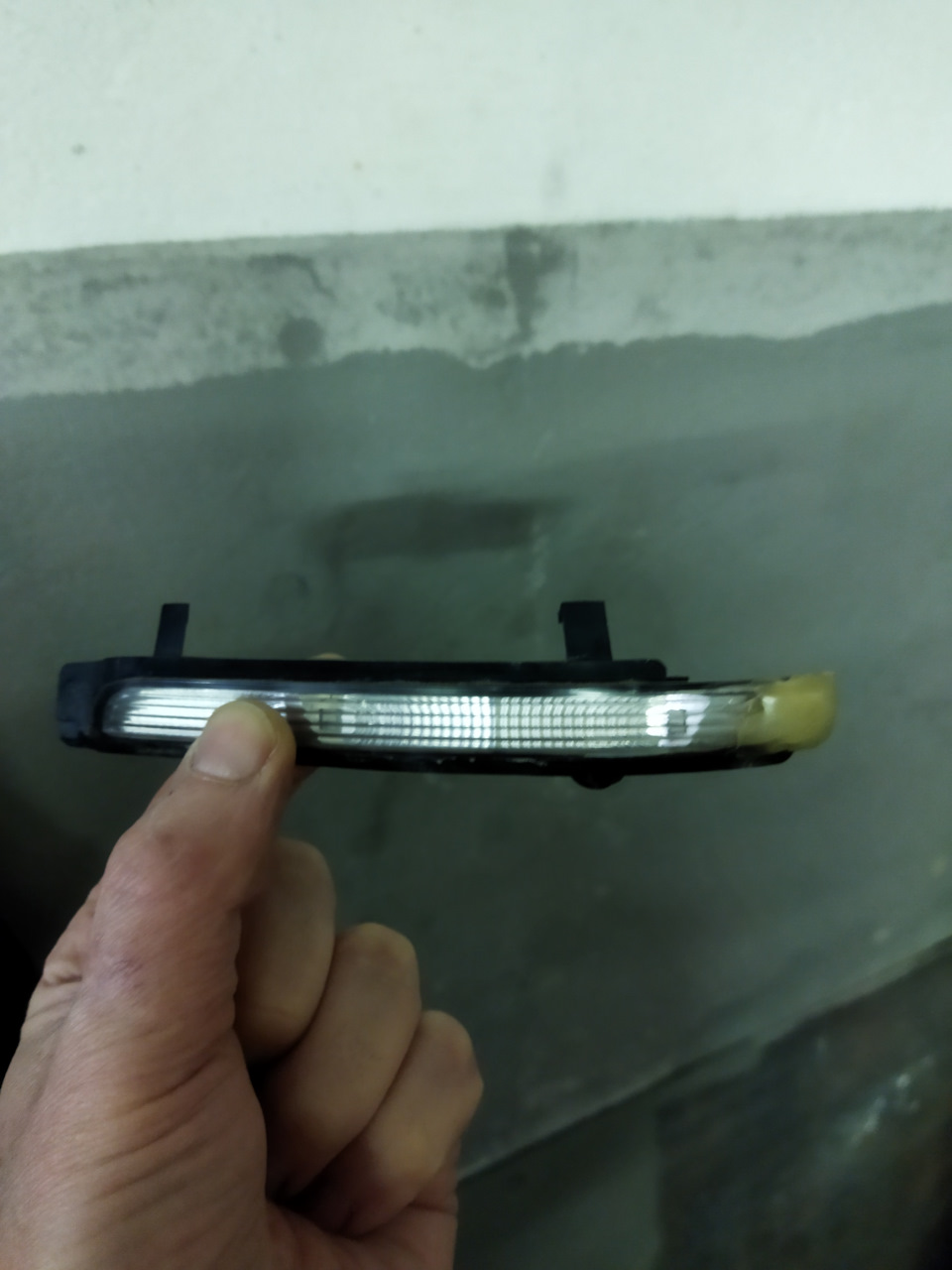 Встановлення світлодіодних повторюваних поворотів 5