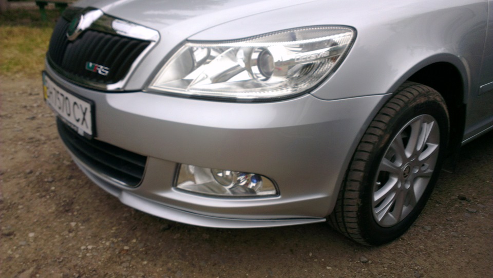 Губа Seat Leon cupra Ч-2 4