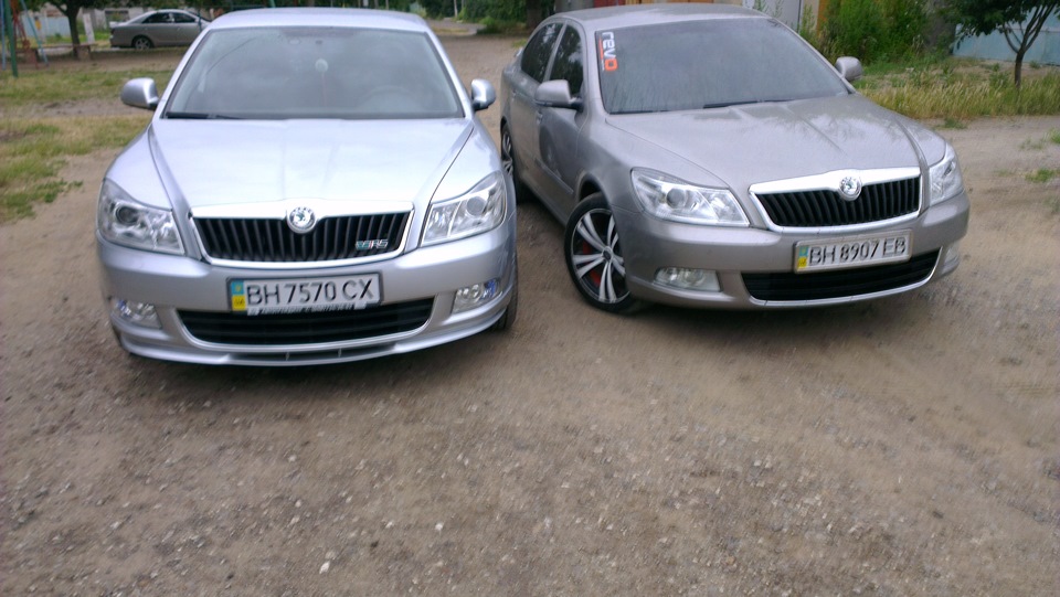 Губа Seat Leon cupra Ч-2 2