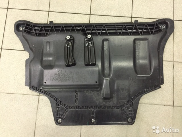 Який номер рідного композитного захисту для A7 FL 1.8 на механіці? 1