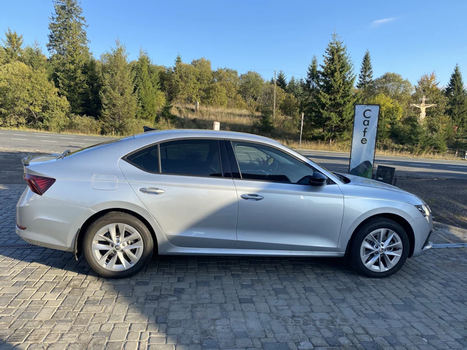Тест шин у різних розмірах R17 на Octavia A8