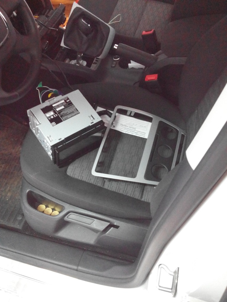 Нова голова JVC KW-NSX700EE 3