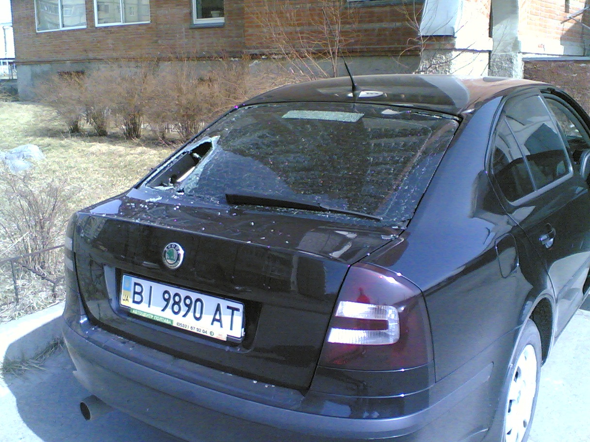 Вандали їх мати . . . . 2