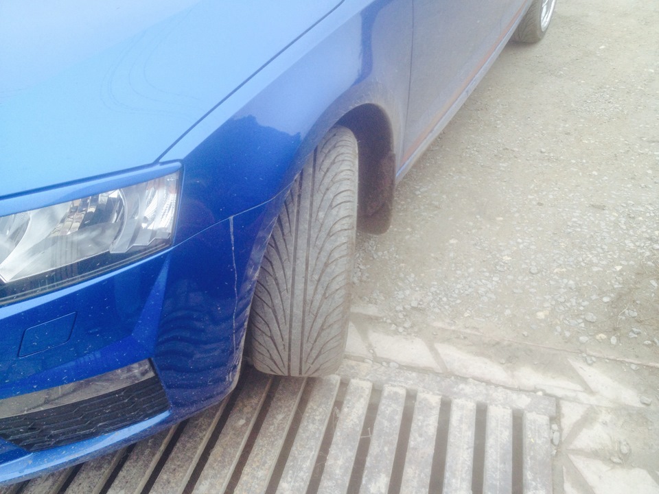 225/40r18 ПРОДАНА 1