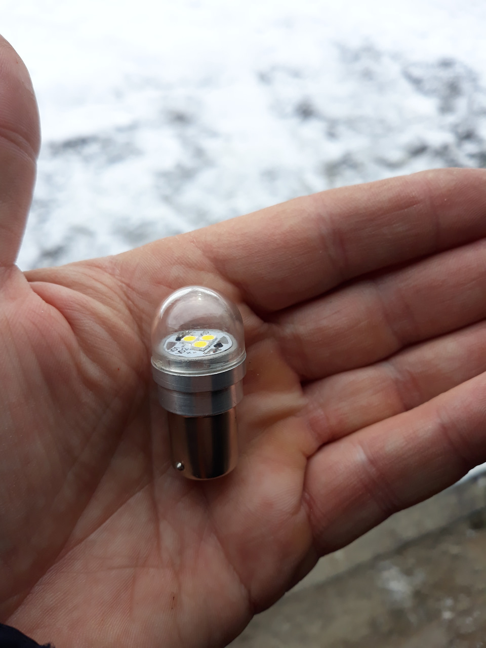 LED на задній хід октавії. 1