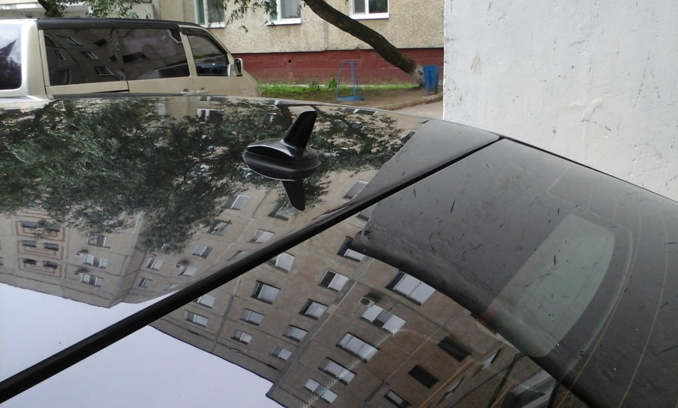 Плавник на дах 2