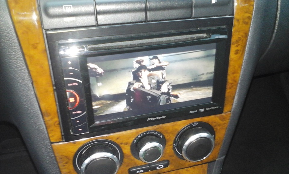 Установка 2ДІН Pioneer 3