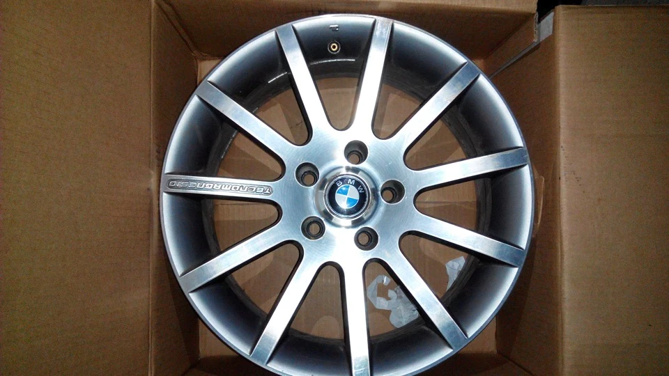 Продам диски з BMW E60 r17