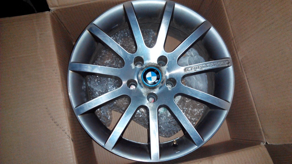 Продам диски з BMW E60 r17 4