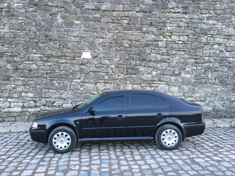 Прання та чищення багажника Skoda Octavia Tour '08 1
