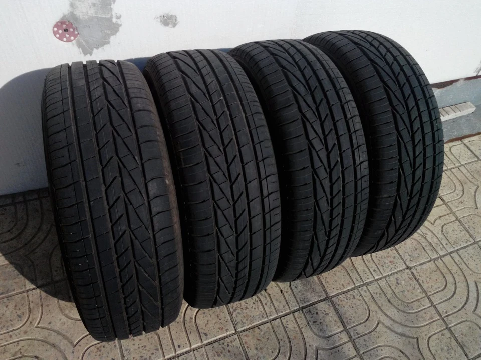 Продам комплект шин GoodYear Excellence 195\65\15 Germany