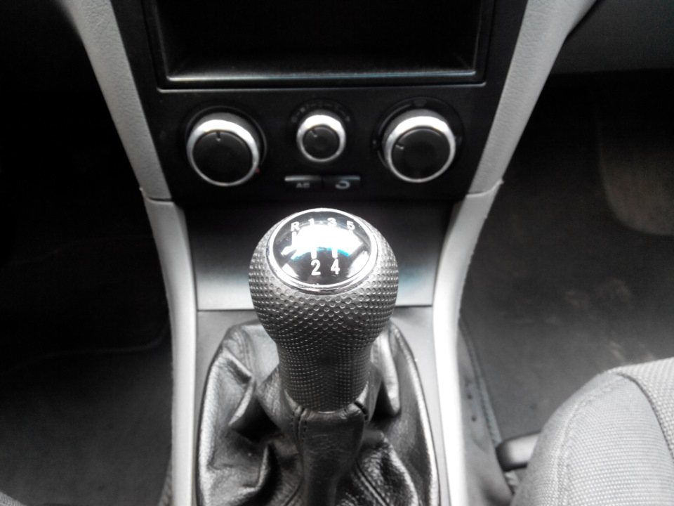 25) Ручка КПП VW (дешева репліка) 4