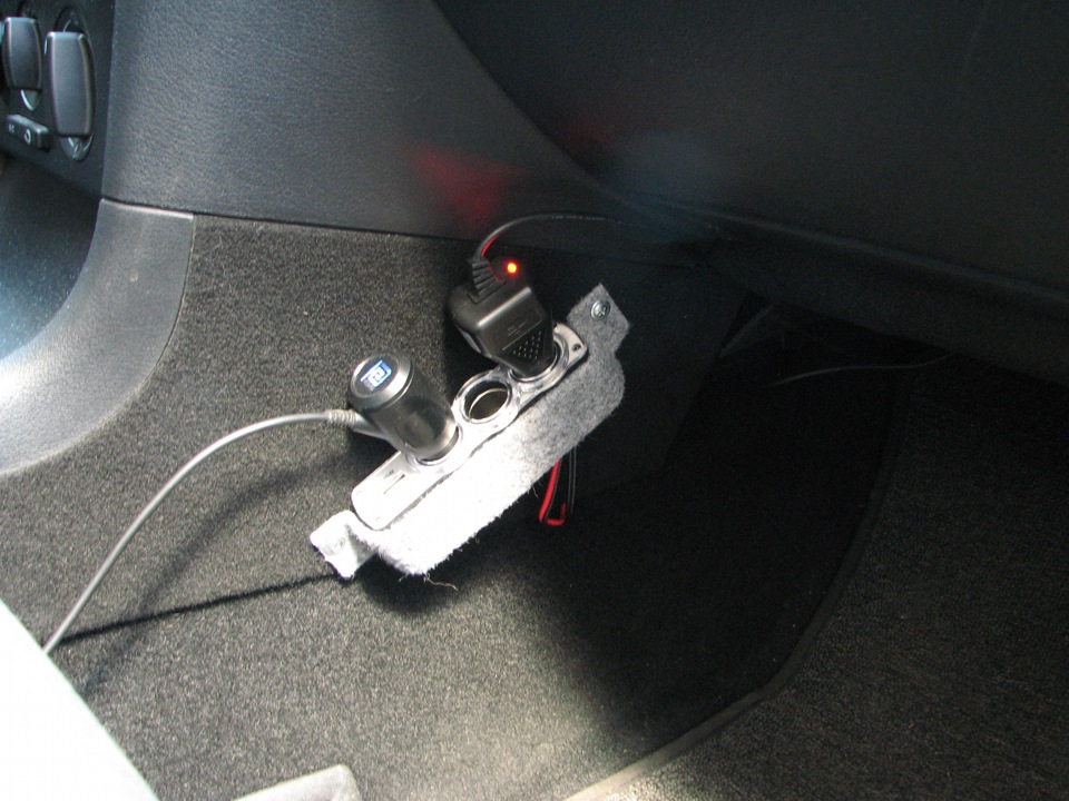 Вирішив додати трійник 12V+USB 1