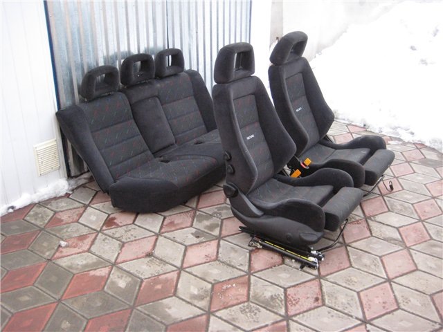 Вже їдуть сидухи RECARO 2