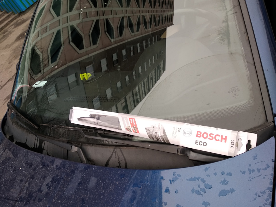 Заміна двірників на Bosch 2
