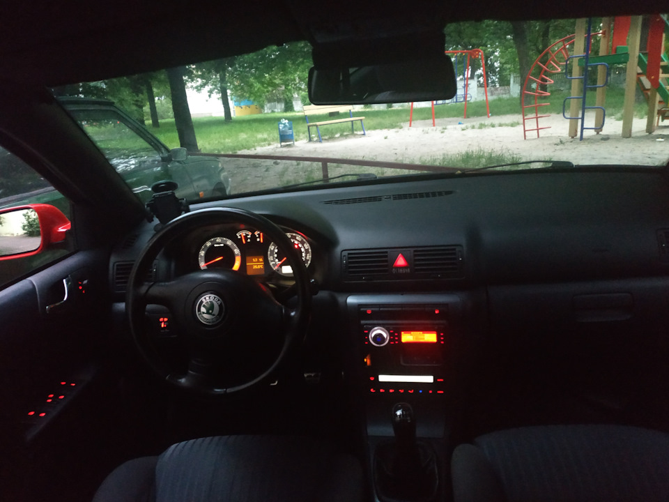 Пересвіт салону 1