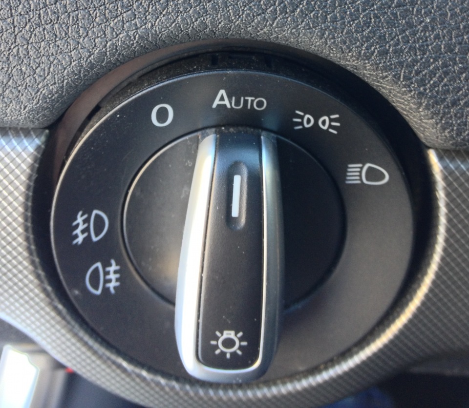 Перемикач світла з режимом AUTO від VW в SKODA можливий, якщо обережно! 4