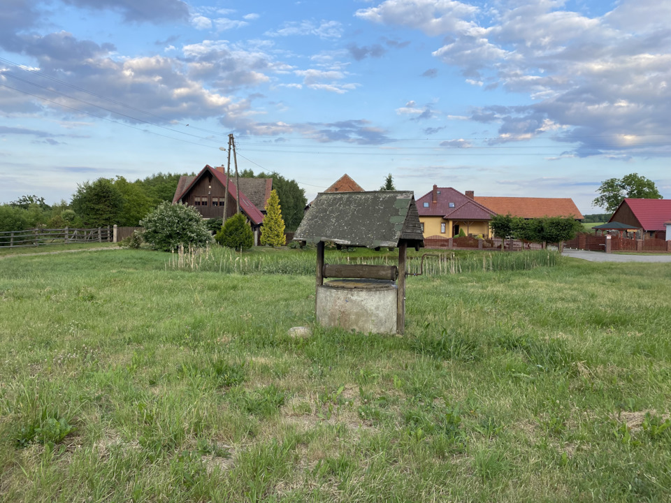 № 52. Окресностями Jemiolow 4
