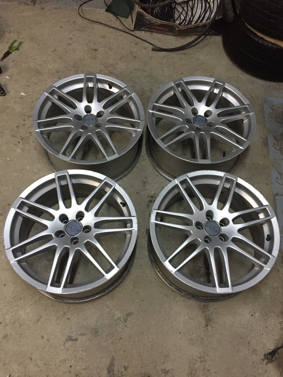 Продам R18 та R16 1
