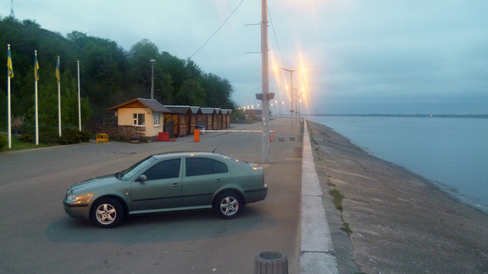 Я, Olivka, світанок та вода 2
