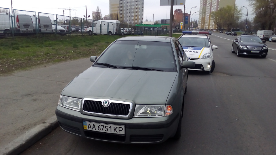 Наша ПОЛІЦІЯ нас береже... 1