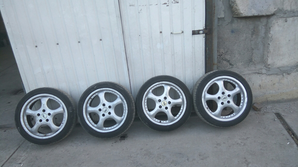Зміню або продам свої диски R17 1