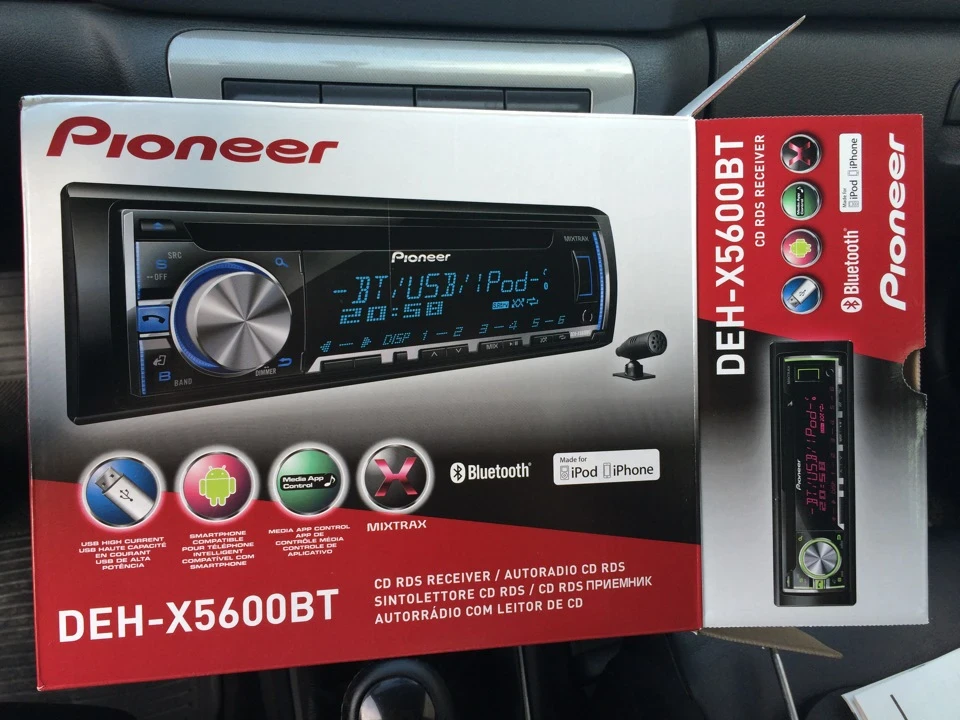 Продам магнітолу Pioneer DEH-X5600BT