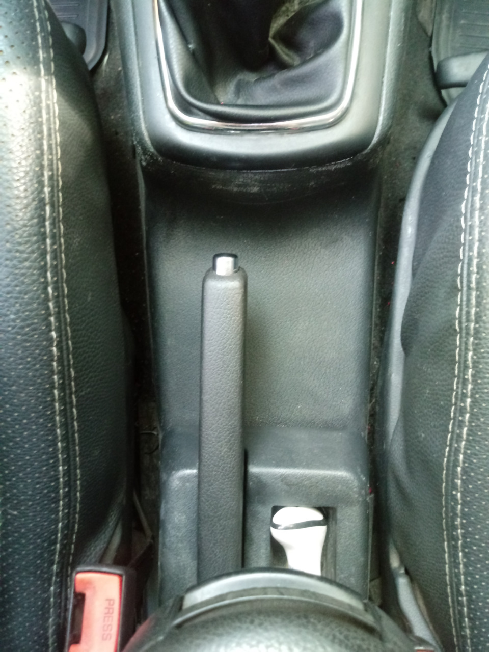 Підсклянник у Skoda Octavia Tour своїми руками 2