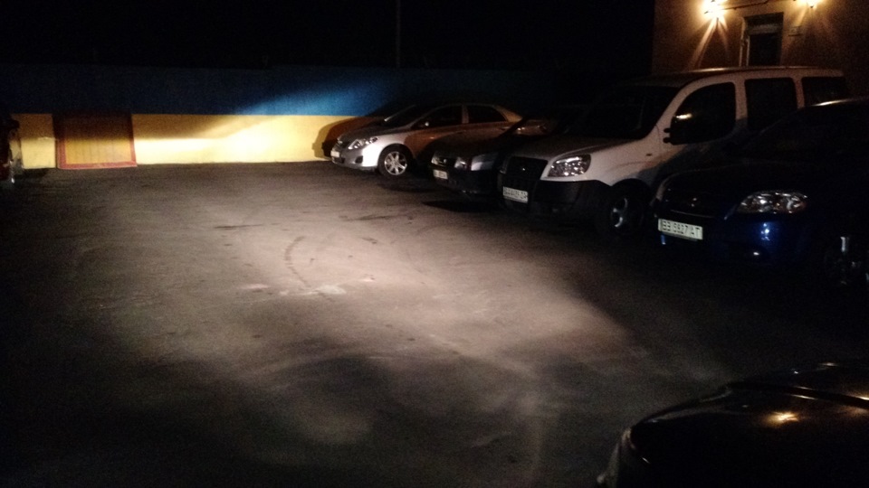 Про те, як ксенонова лампа згоріла або як світить галоген на турику 4