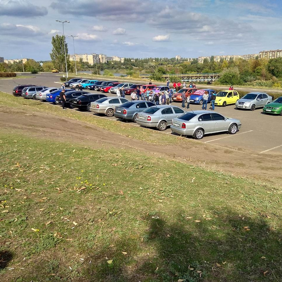 Клуб Шкода Тур Кривий Ріг 4