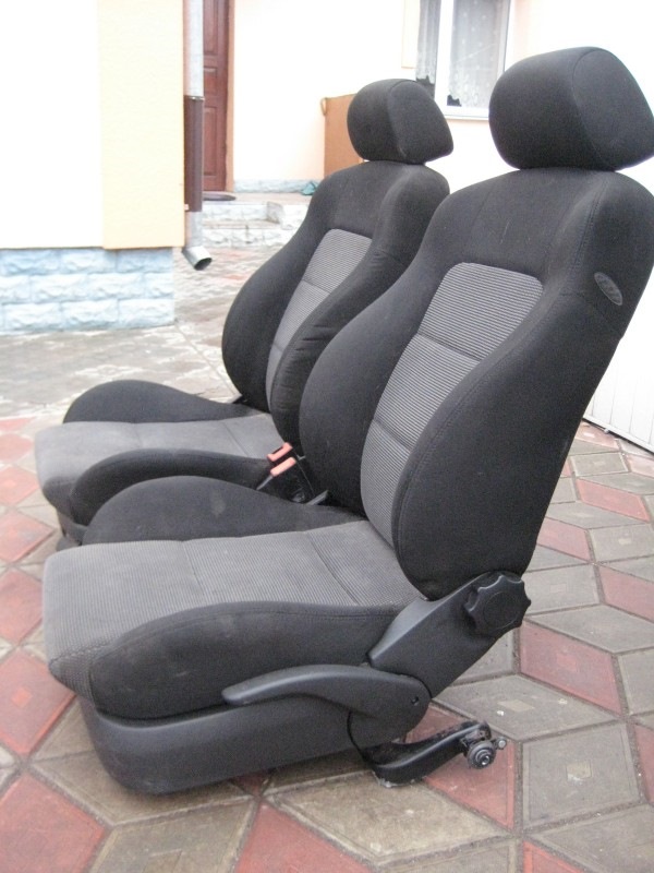 Сидіння Seat Leon FR + Ємеля УК-2 2