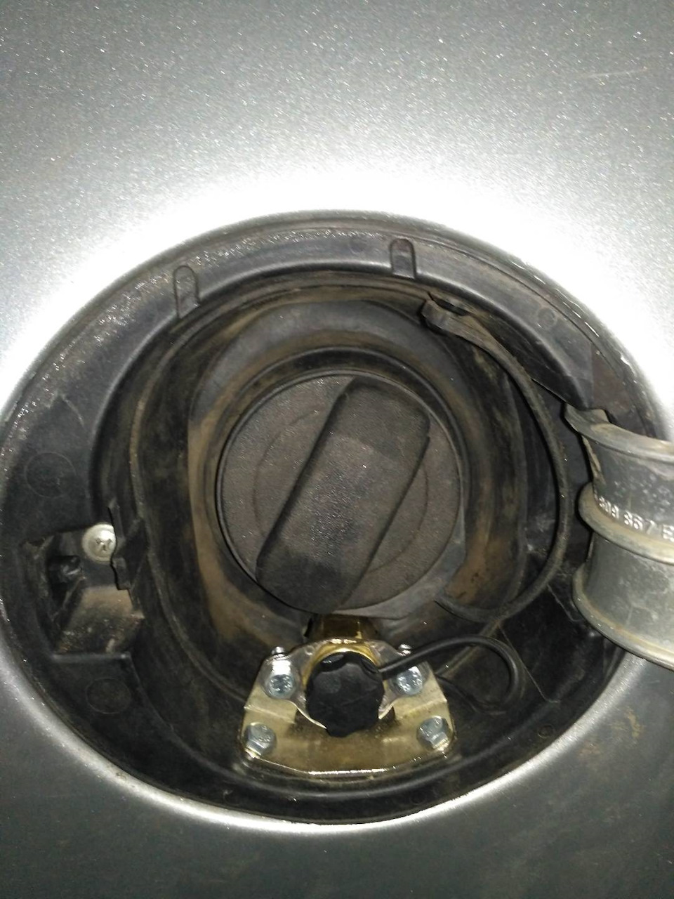 Заправний клапан ГБО в люк бензобака Октавія Тур. ⛽ 5