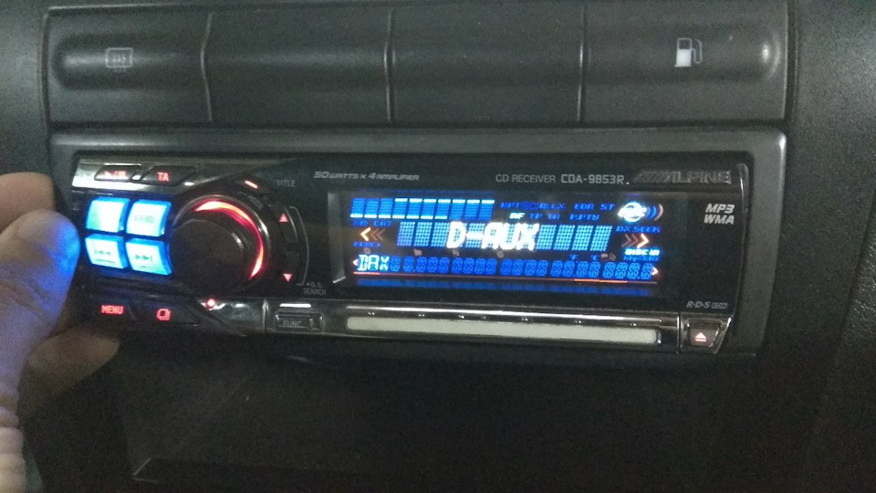 AUX в магнітолу Alpine CDA-9853r D-AUX 4