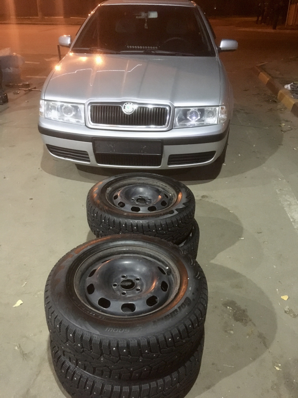 ❄️Взули зимові валянки 1