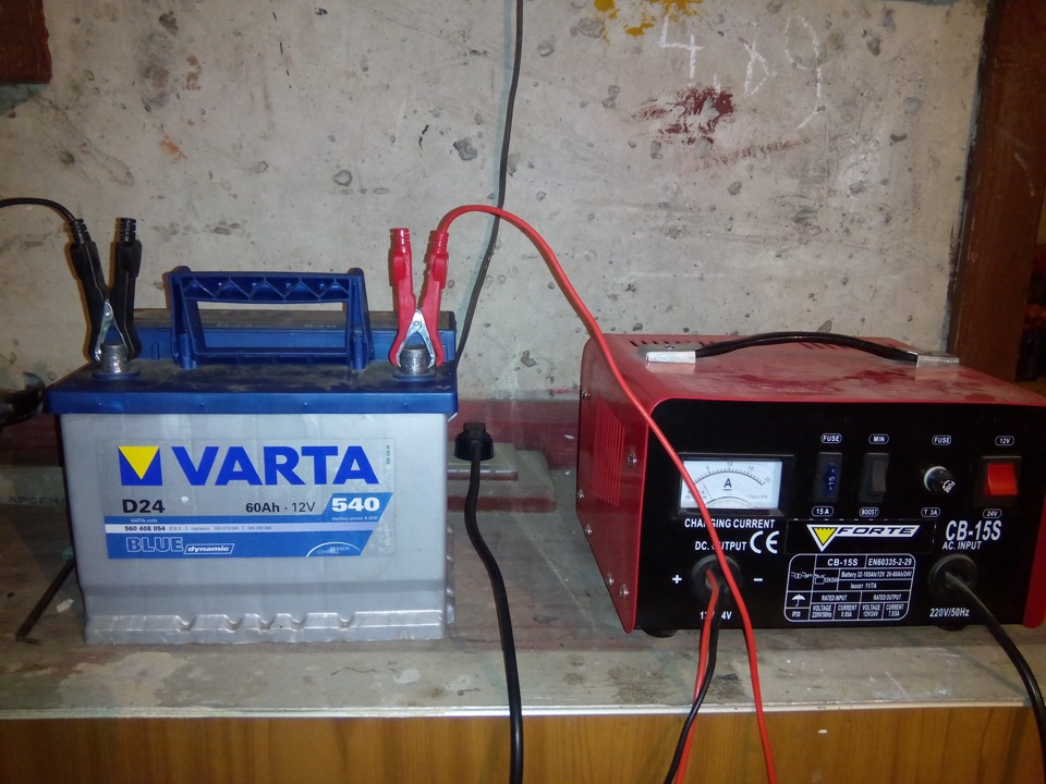 новий акум Varta 6СТ-63 SILVER dynamic 1