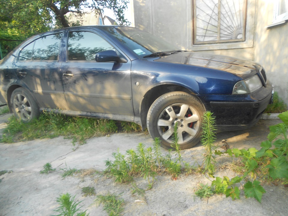 Skoda Octavia 1.8T(red WTS 150 hp) vs Skoda Octavia 1.8T(blue SLX 150 hp) 1