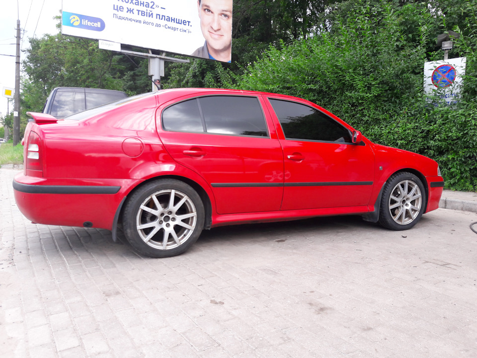 Король помер - нехай живе новий король ... Або нові диски R17 5