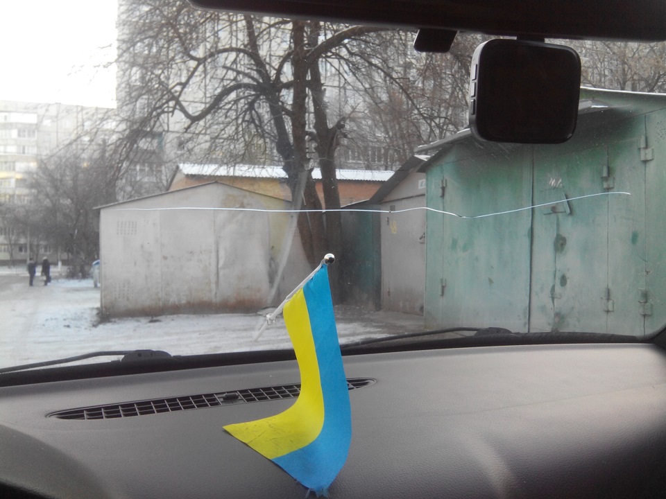 Лобове скло ... тріщина пішла далі ... 1