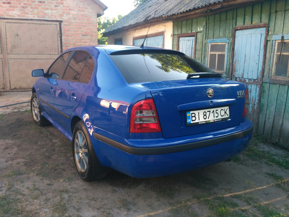 Фарбування бампера, новий молдинг 1