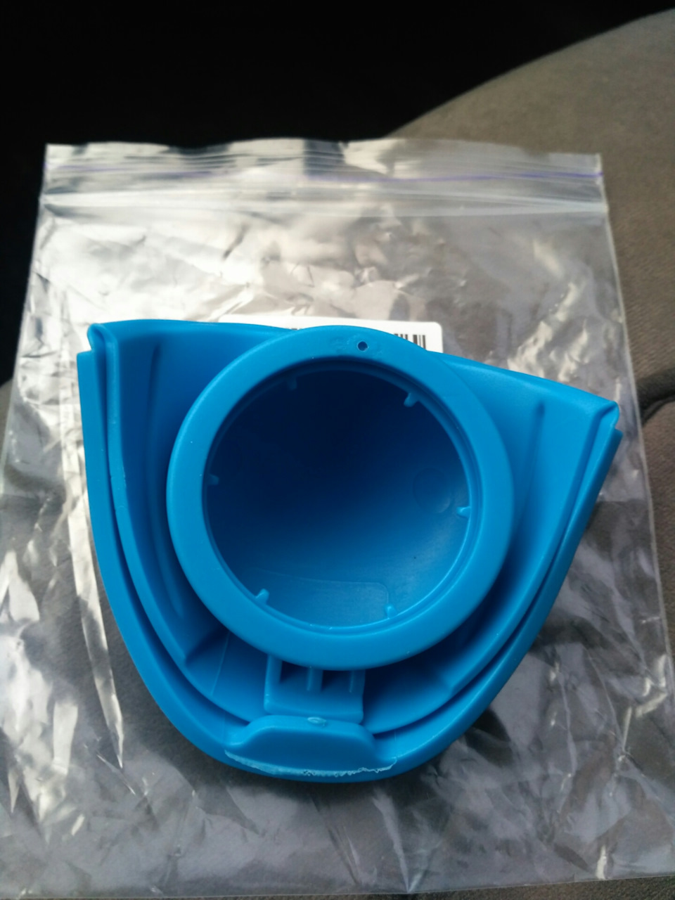Силіконова лійка-кришка бачка омивача (VAG 6V0955485) 5