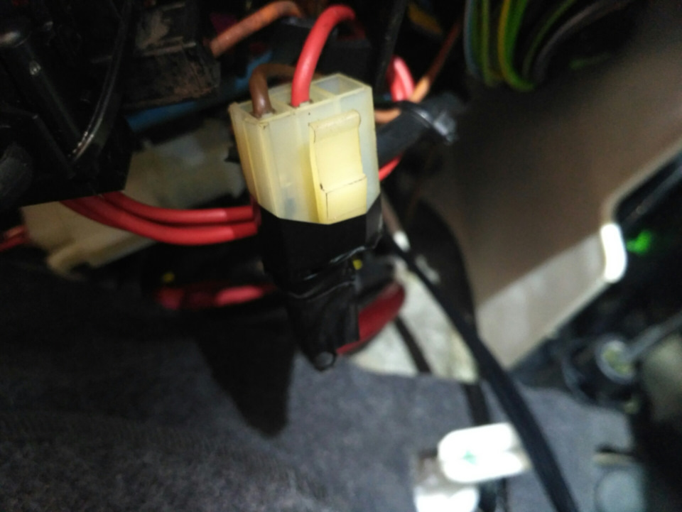 USB заряджання 3
